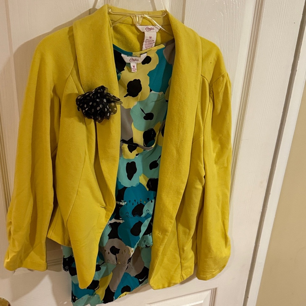Candie's Yellow Jacket and Tiered Floral Blouse.